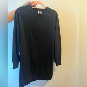 Sweatshirt dress , some M , worn a a few times , great quality